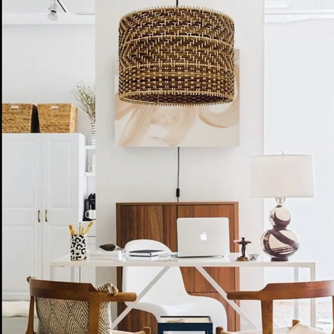 Rustic Woven Pendant Light with Natural Fiber Design
