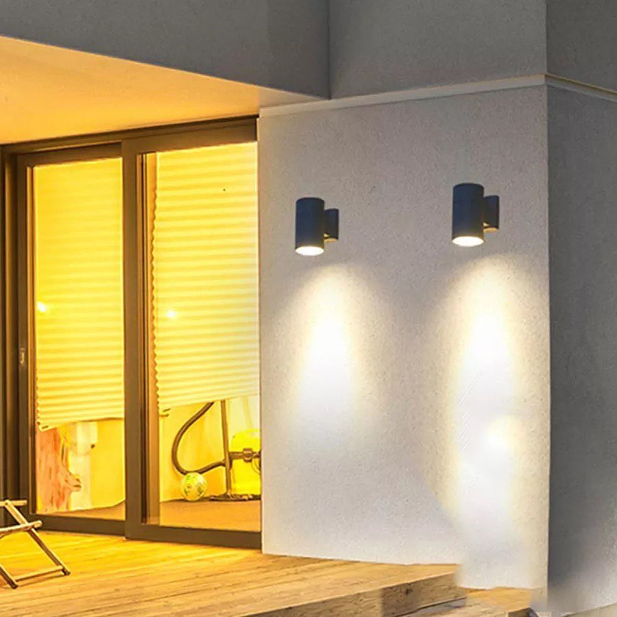 Modern Wall Light with Cylindrical Design