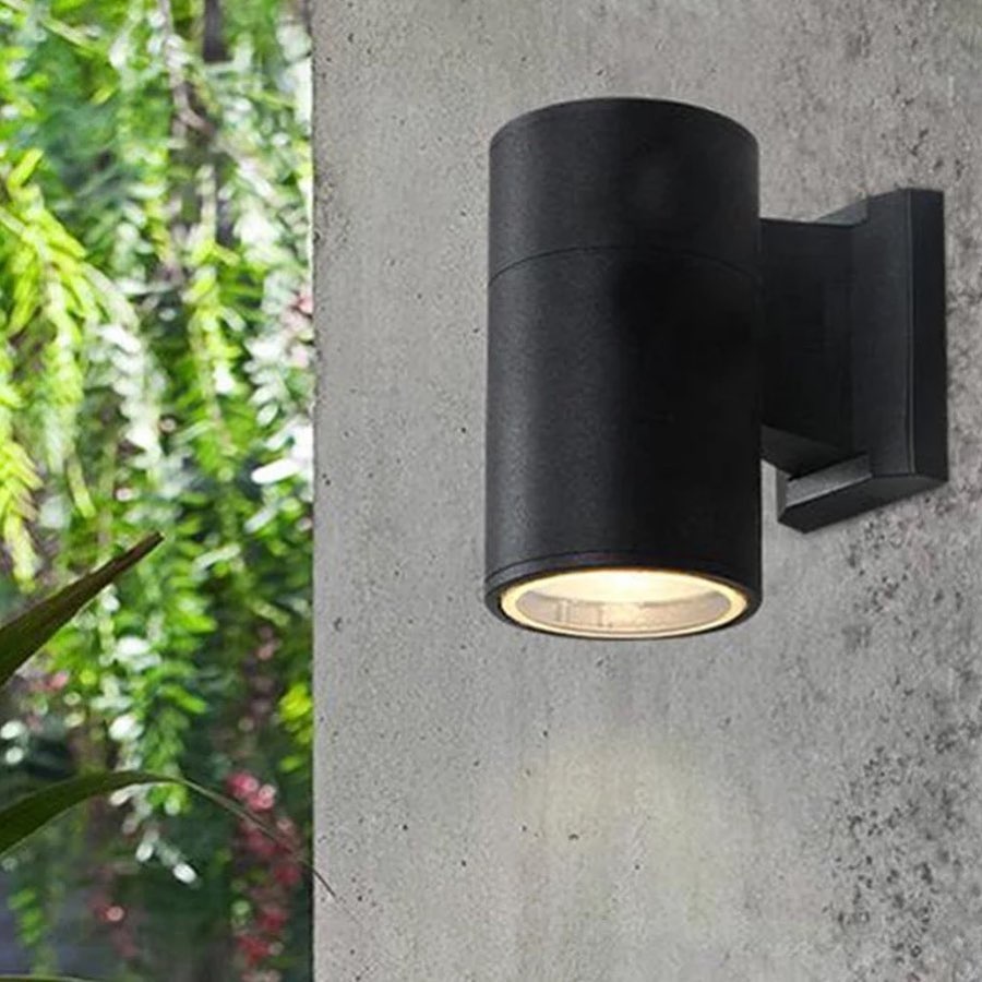 Modern Wall Light with Cylindrical Design