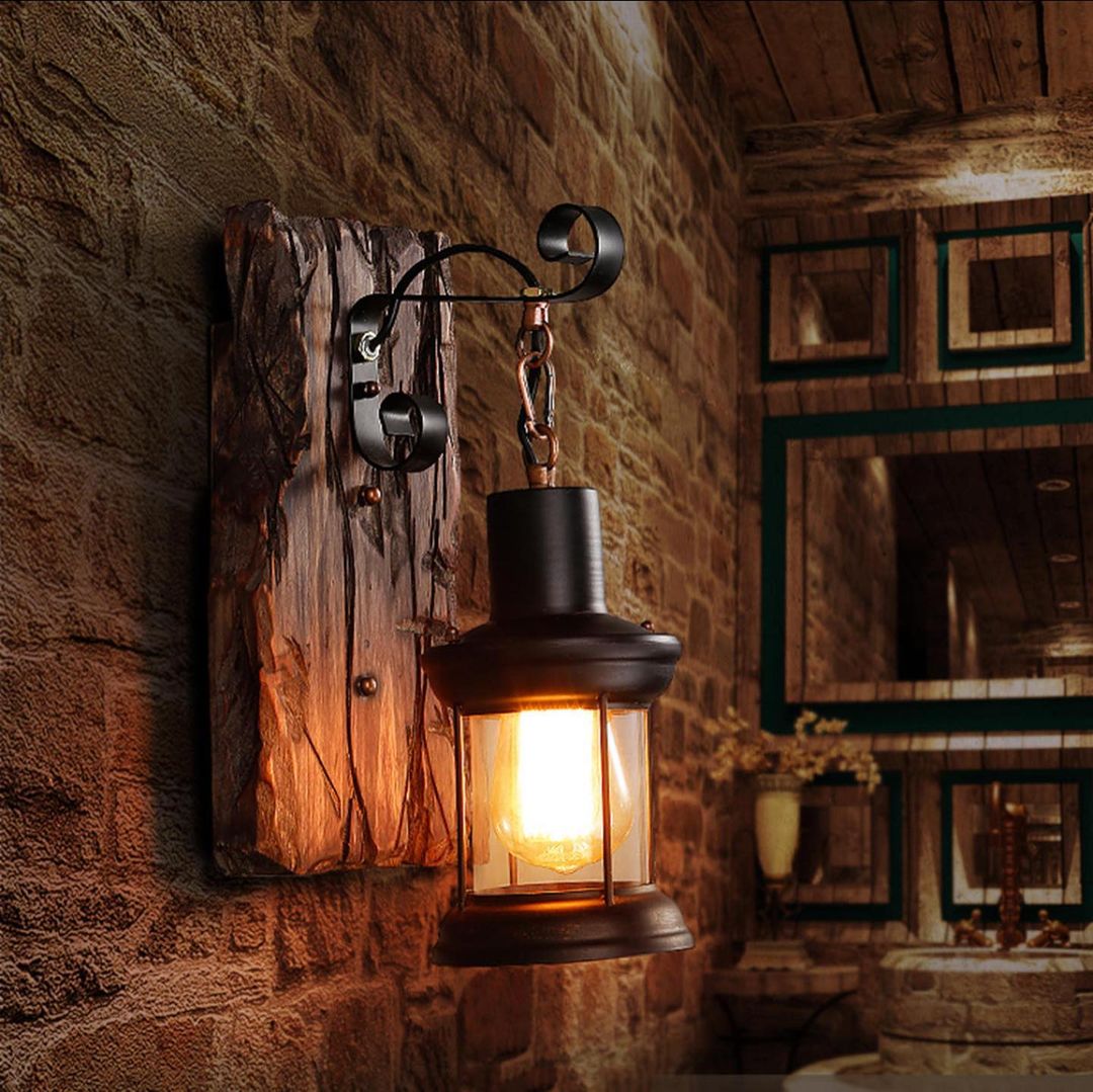 Rustic Wall Sconce with Lantern Design