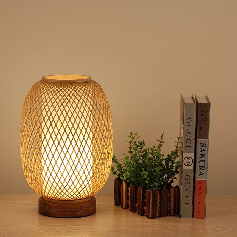 Rustic Table Lamp with Woven Natural Shade