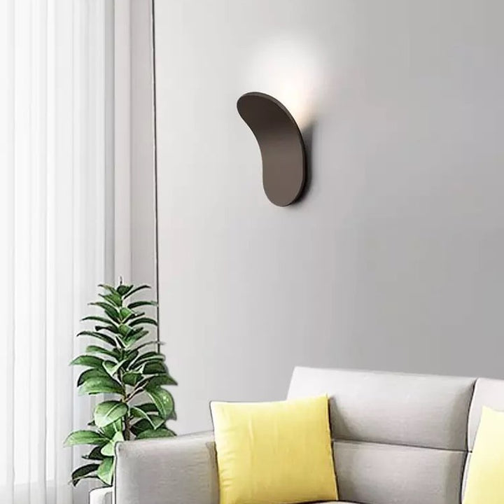 Minimalist Wall Light with Organic Shape