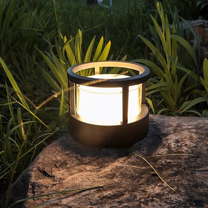 Modern Outdoor LED Wall Light in Black