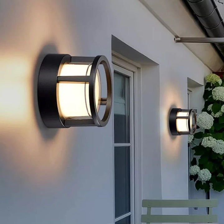 Modern Outdoor LED Wall Light in Black