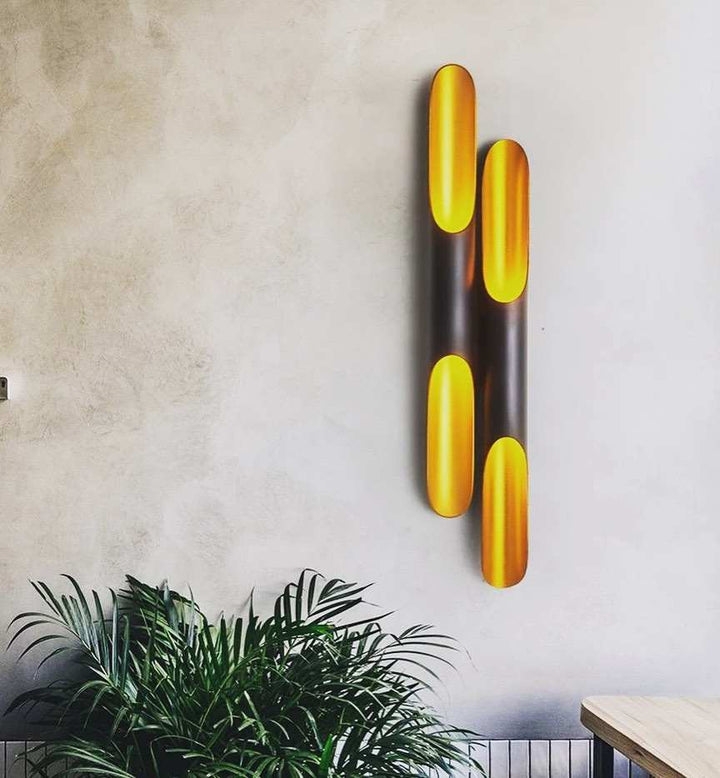 Setthis Modern Decorative Wall Light SetThis modern decorative wall light set ...