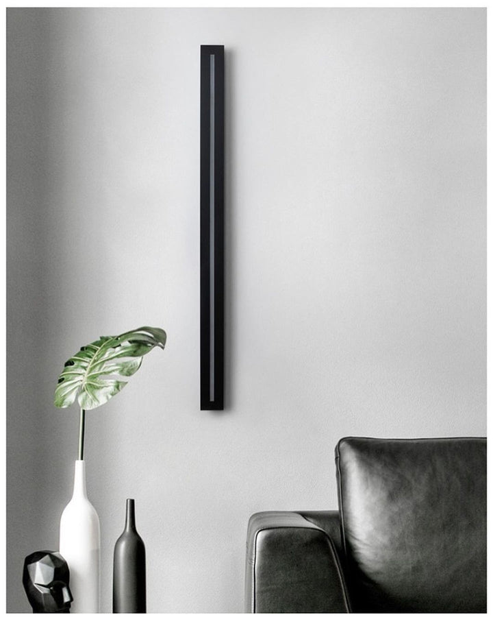 Modern Vertical Wall Light with Minimalist Design