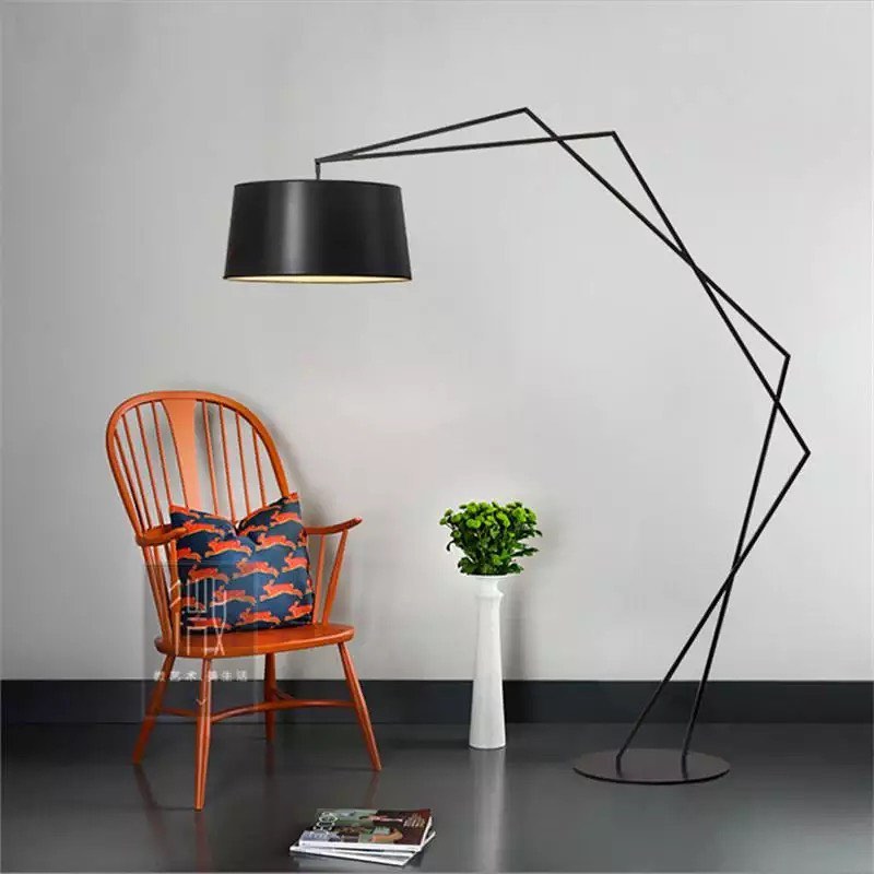 Modern Geometric Floor Lamp for Stylish Ambient Lighting