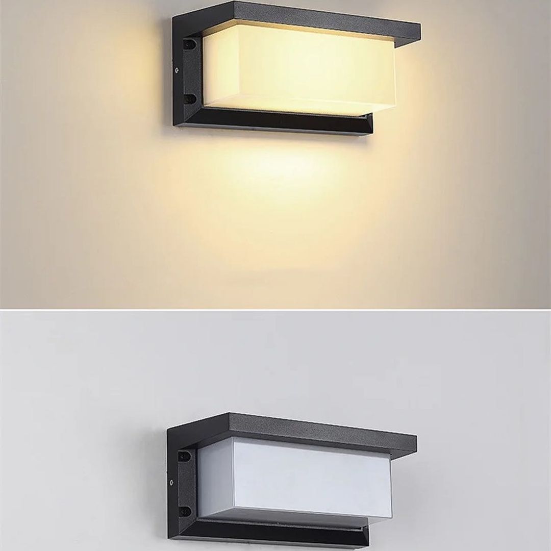 Outdoor Wall Light