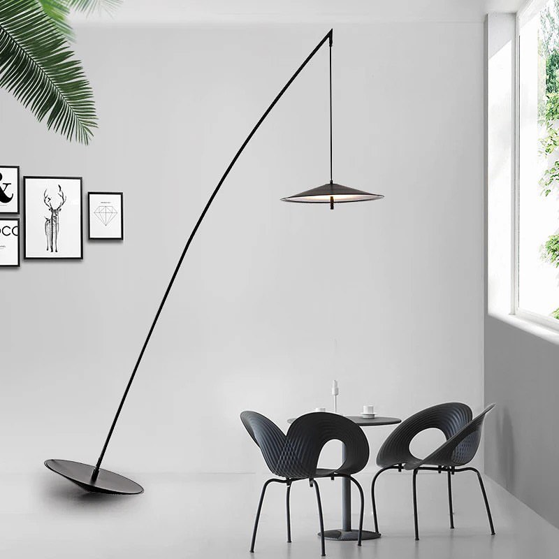 Leaning Floor Lamp