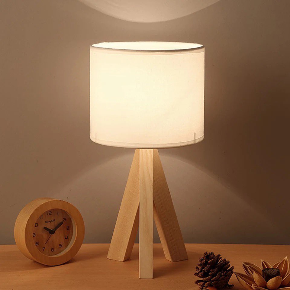 Wooden Tripod Table Lamp with Fabric Shade for Cozy Ambiance