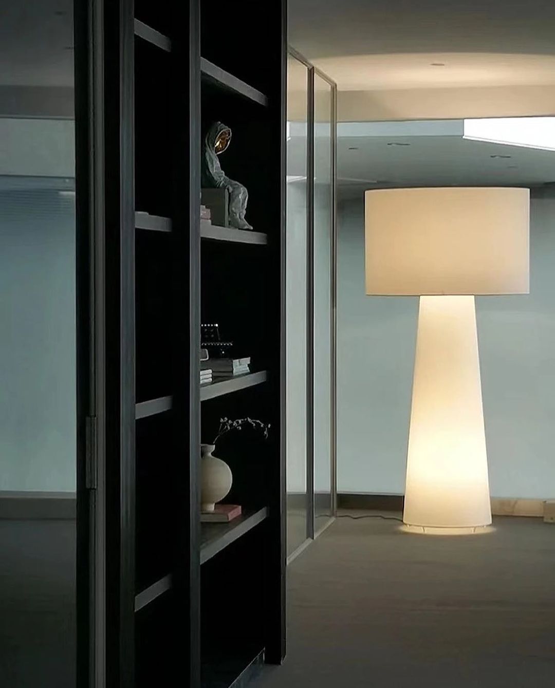 Oversized Ambient Lamp