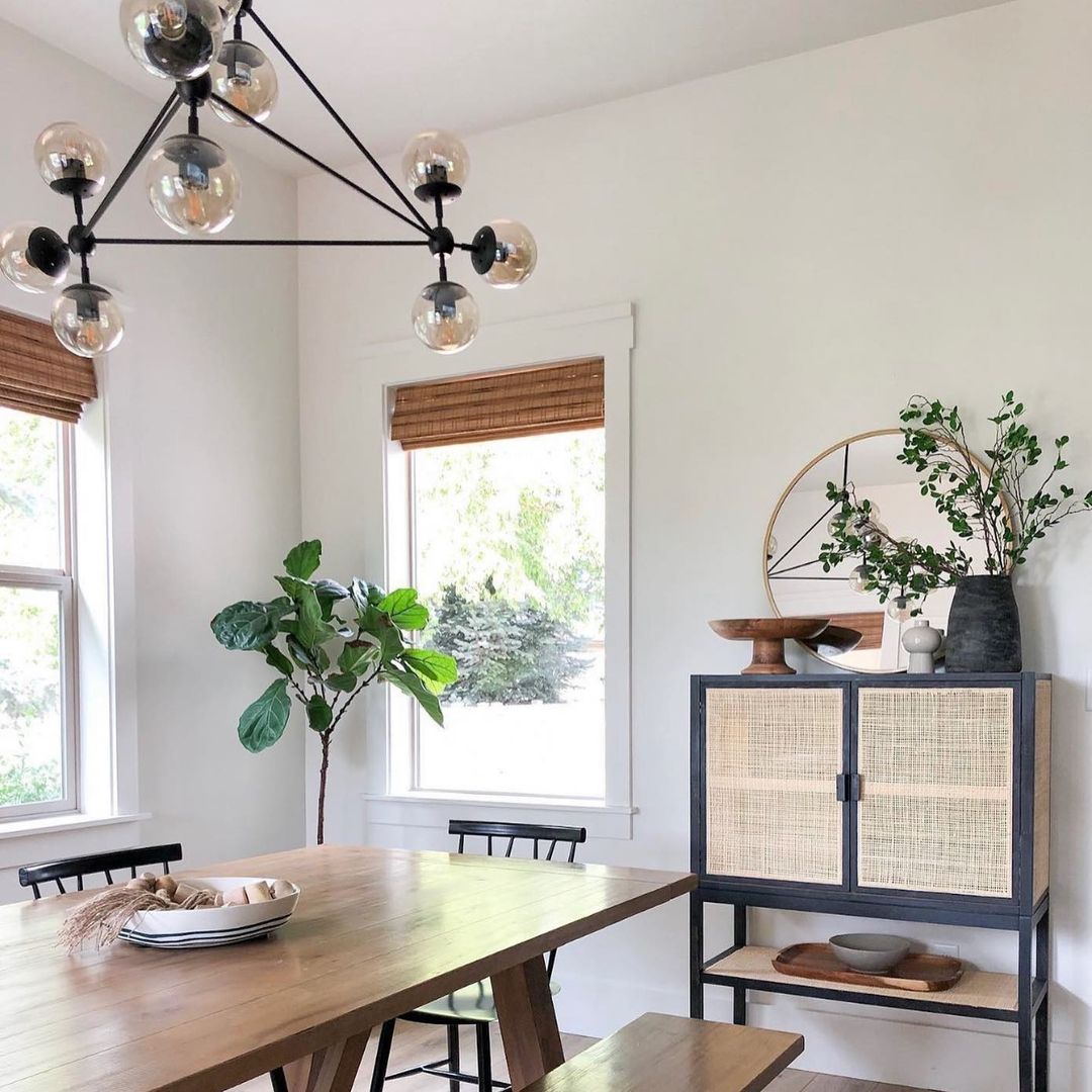 Chic Chandelier for Dining Room