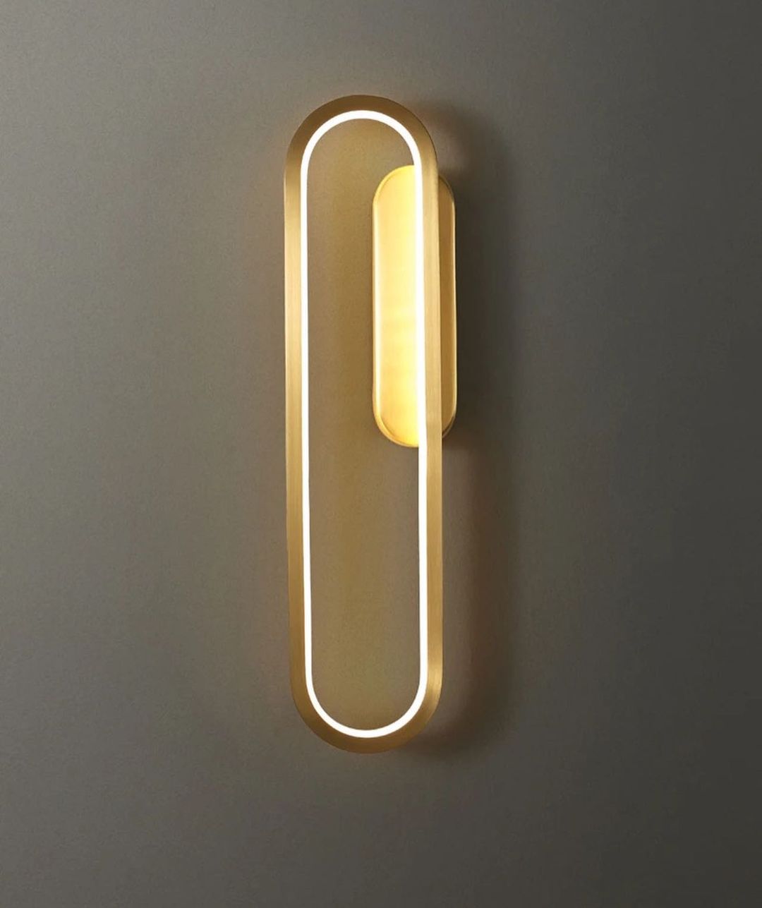 Stylish Wall Light