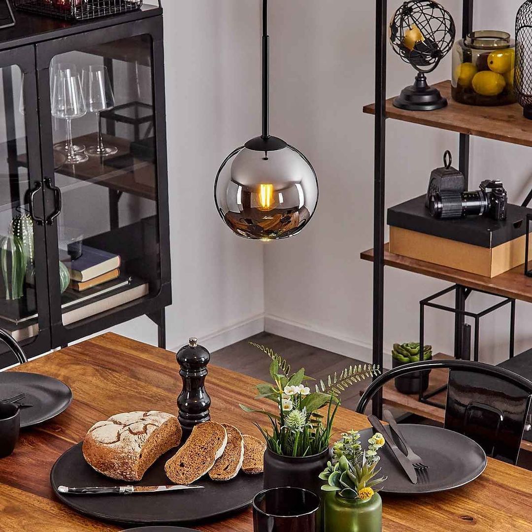 Triple Globe Hanging Light