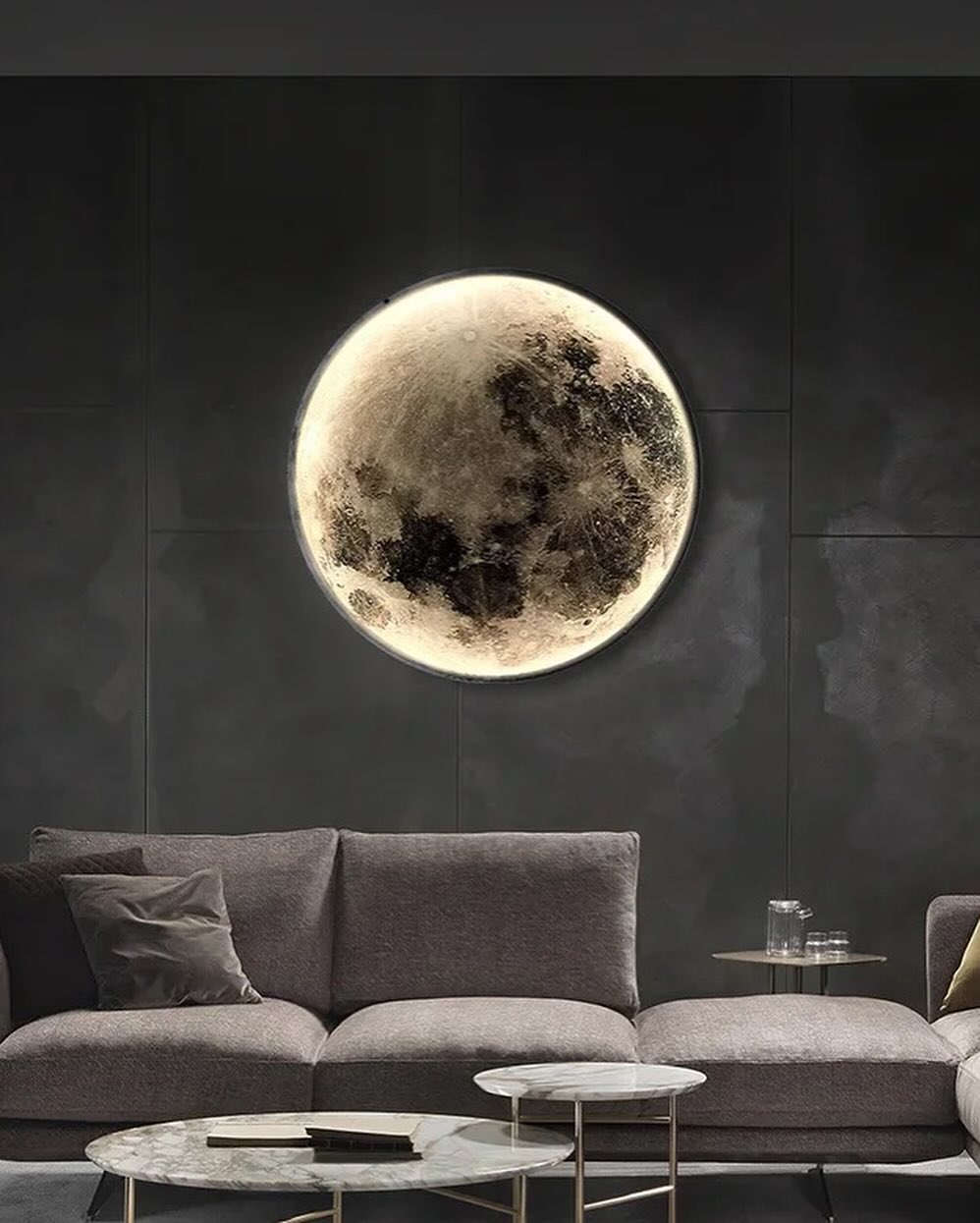 Full Moon Wall Lamp