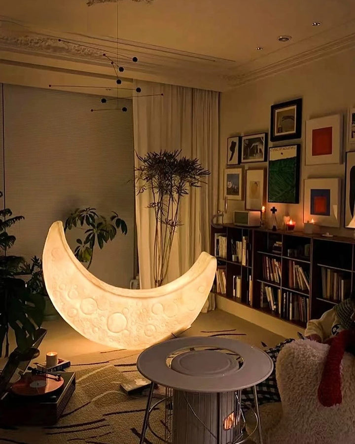 Outdoor LED Crescent Moon Light