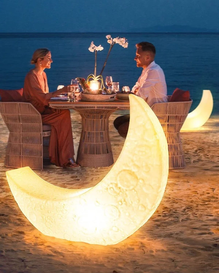 Outdoor LED Crescent Moon Light