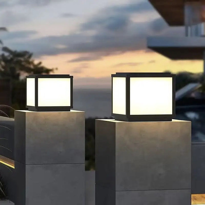 Outdoor Pillar Lamp (Square)