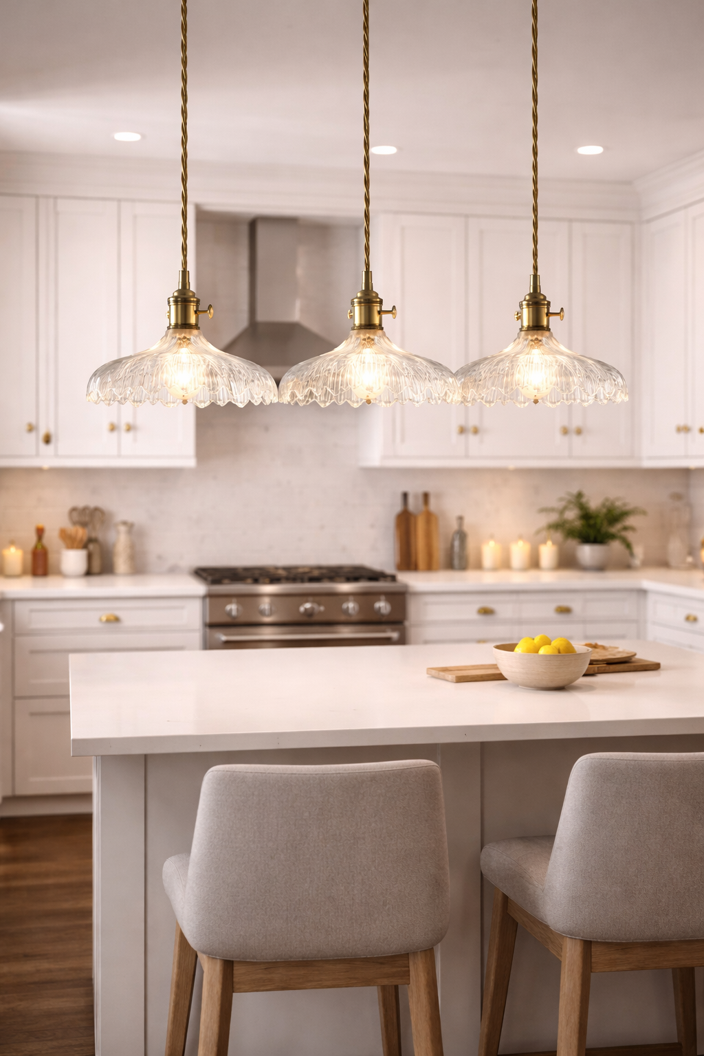 Vintage-Inspired Clear Glass Pendant