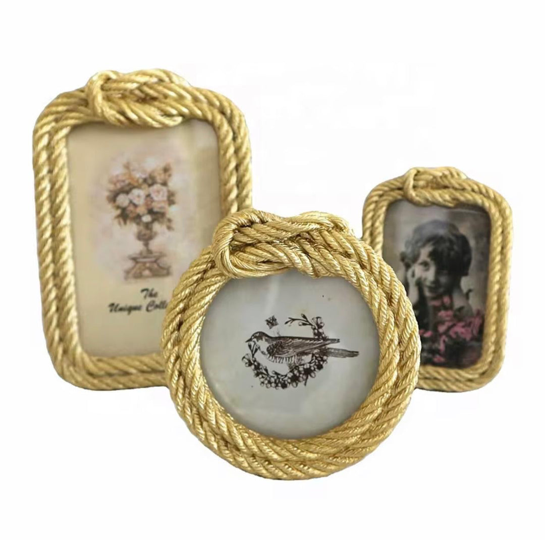 Round Golden Rope-Knot Photo Frame