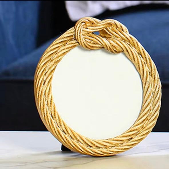 Round Golden Rope-Knot Photo Frame