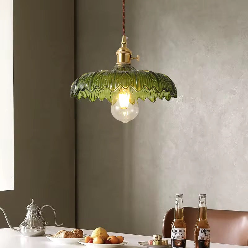 Green Scalloped Glass Pendant Lamp