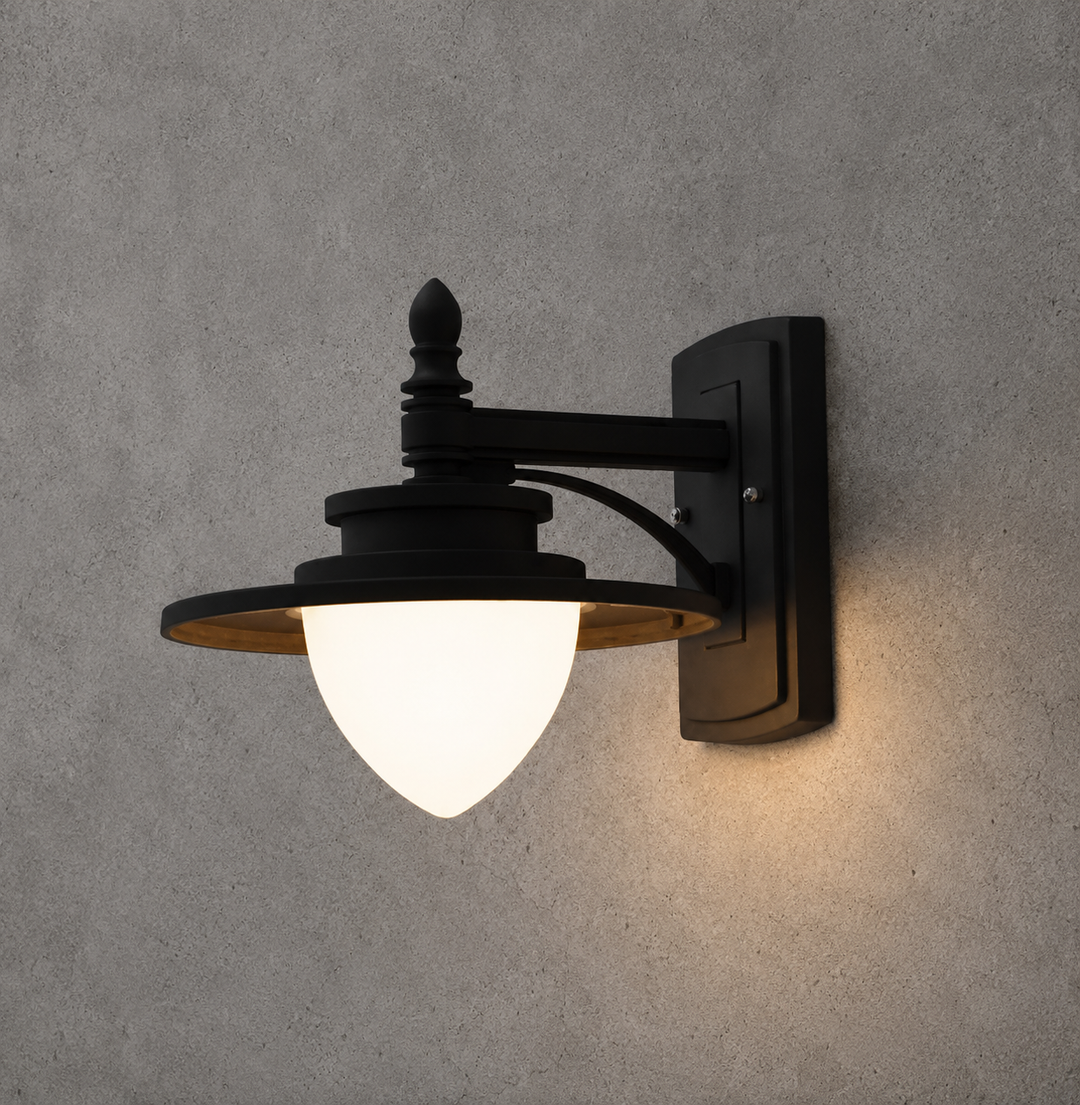 Outdoor Lantern Wall Light