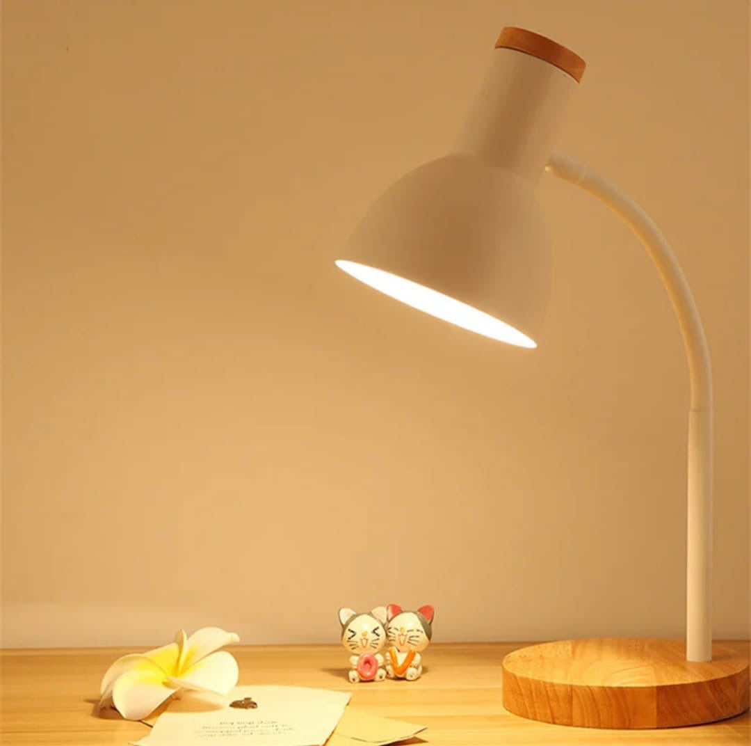 Adjustable LED Desk Table Lamp