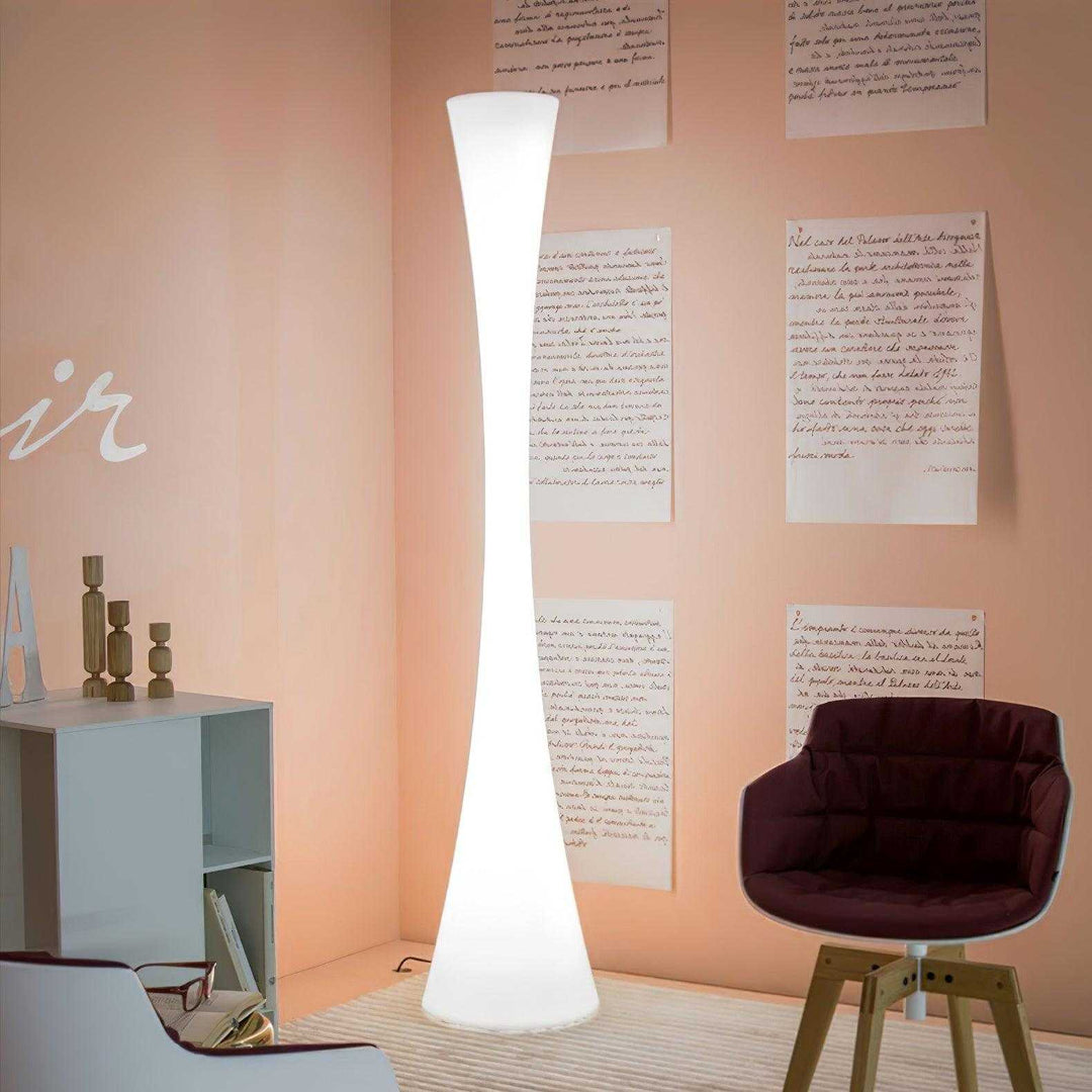 Luma Twist - Modern Sculptural LED outdoor Floor Lamp