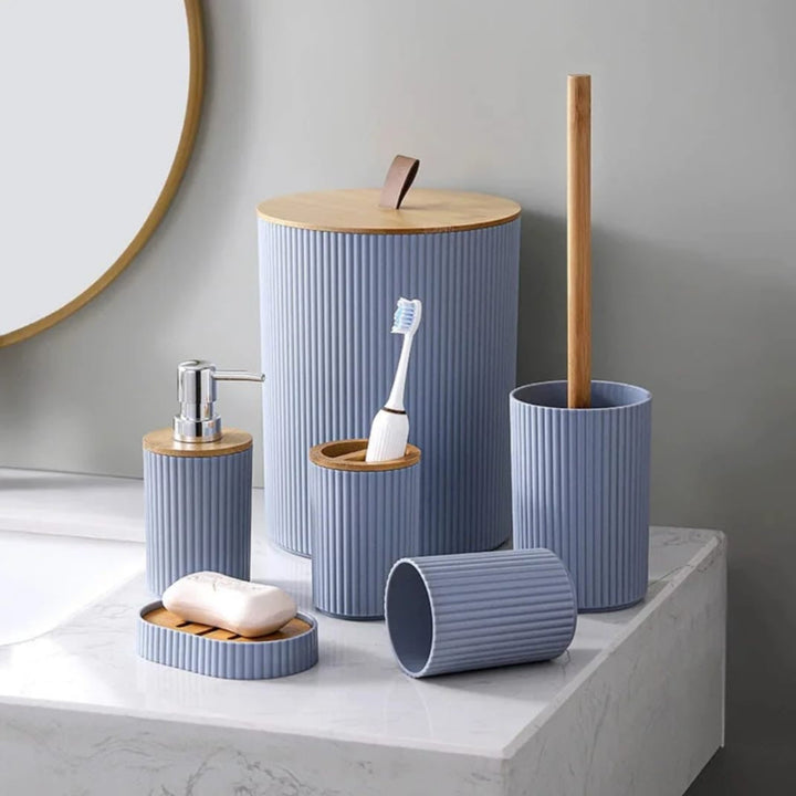 White Ribbed Bathroom Set