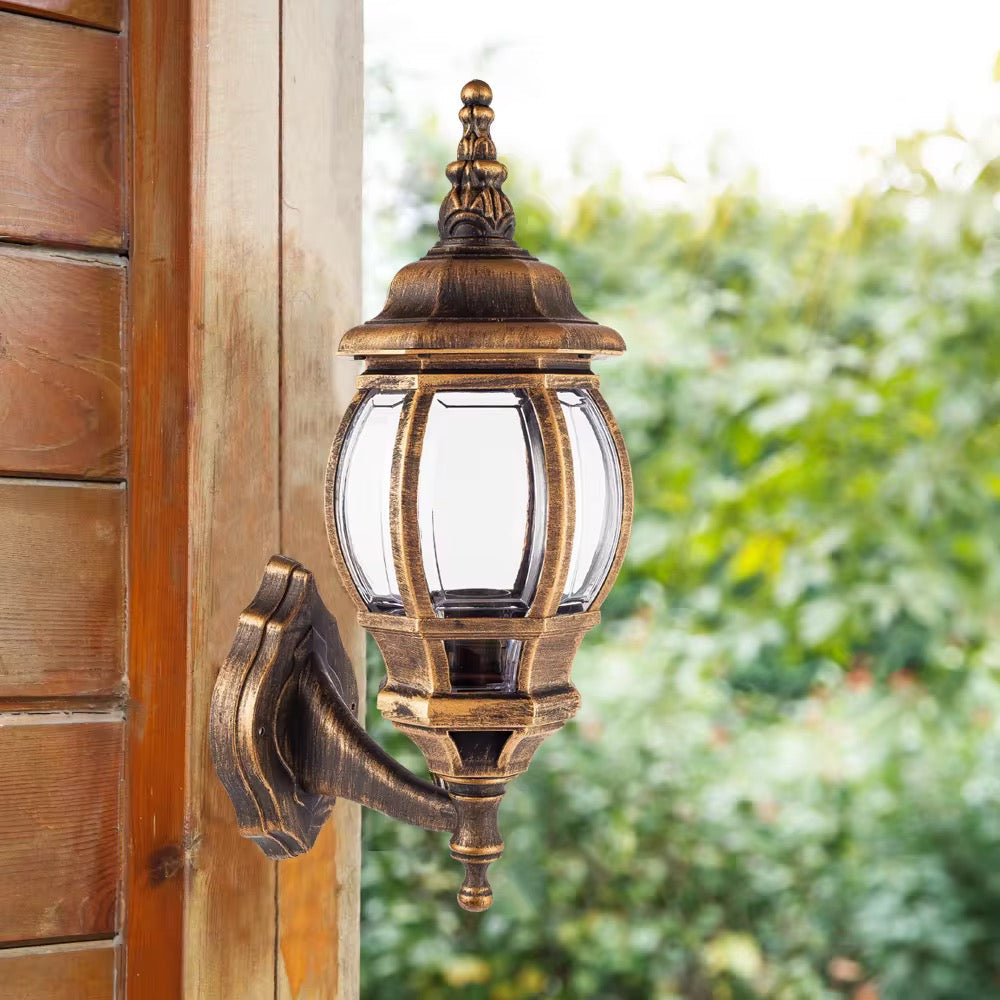 Outdoor Wall Lantern