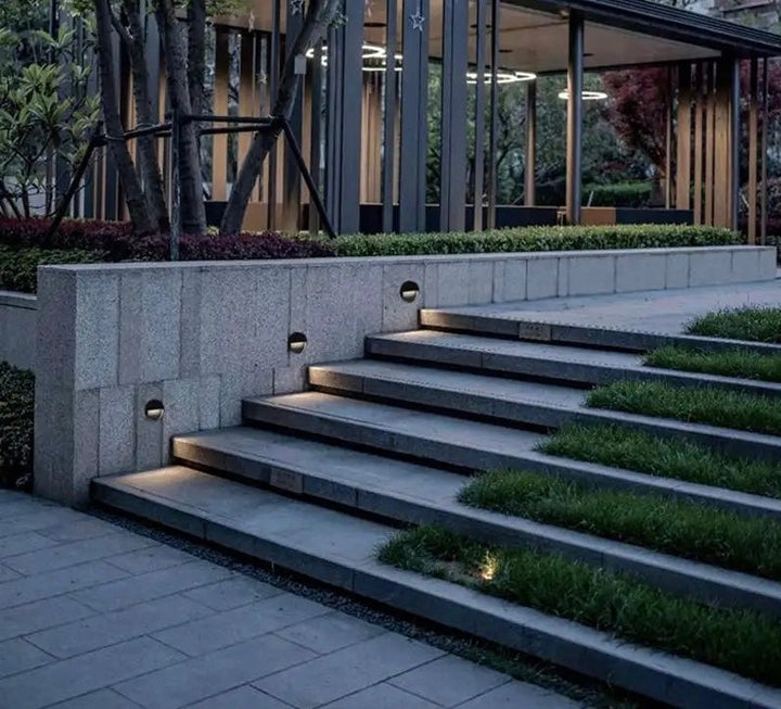 Round Outdoor Recessed Step Light