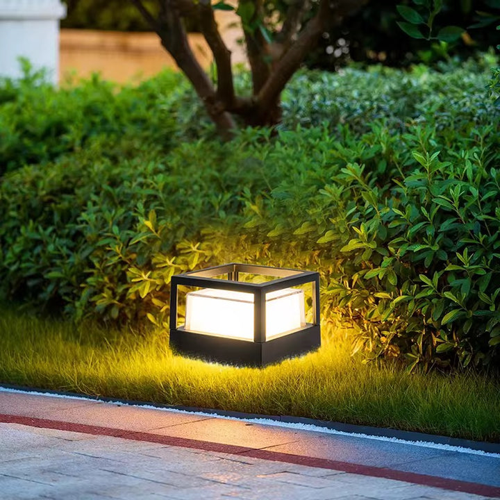 Modern Outdoor LED Wall Light in Black