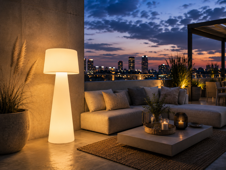 Modern Sculptural LED outdoor Floor Lamp