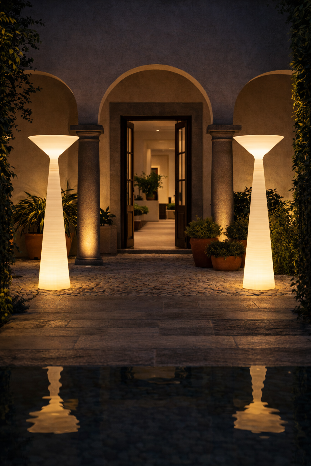 Aura Column - Modern Sculptural LED outdoor Floor Lamp