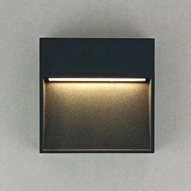 Square or Round Outdoor Recessed Step Light