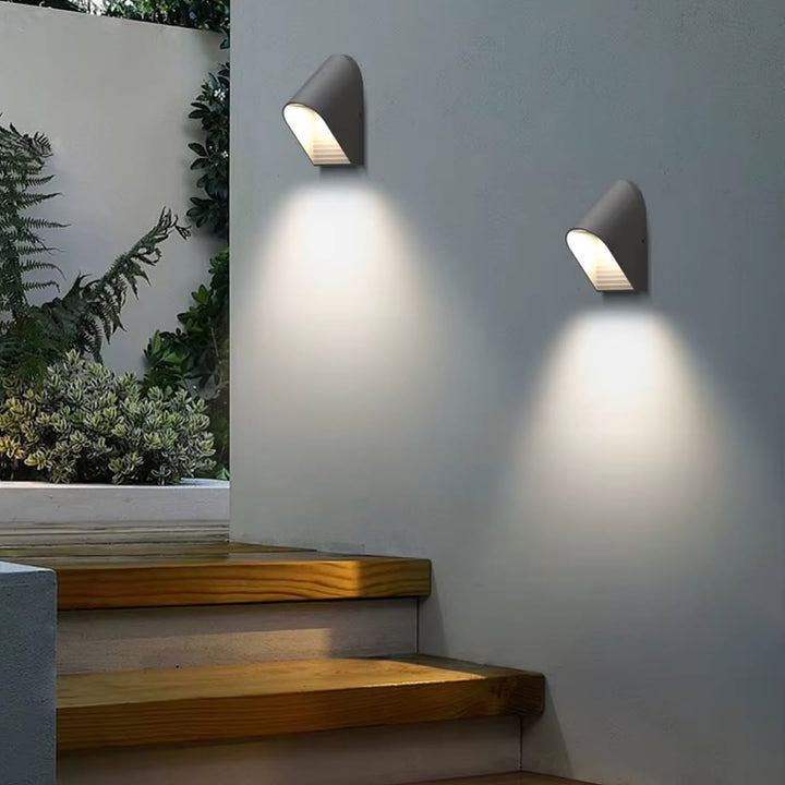 Modern Outdoor LED Wall Light - Black Aluminum 5 WATTS