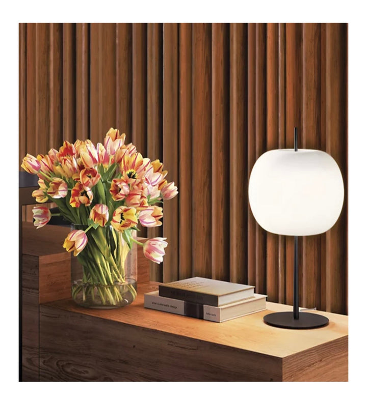 Elegant Brass Table Lamp with Frosted Glass Globe Shade