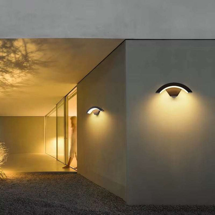 Modern Arc Outdoor Wall Light