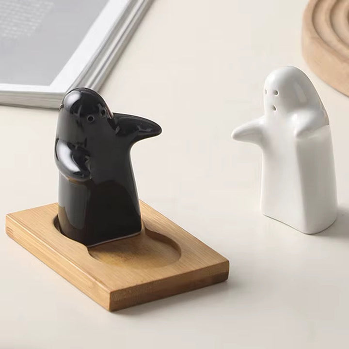Hugging Ceramic Salt & Pepper Shaker Set