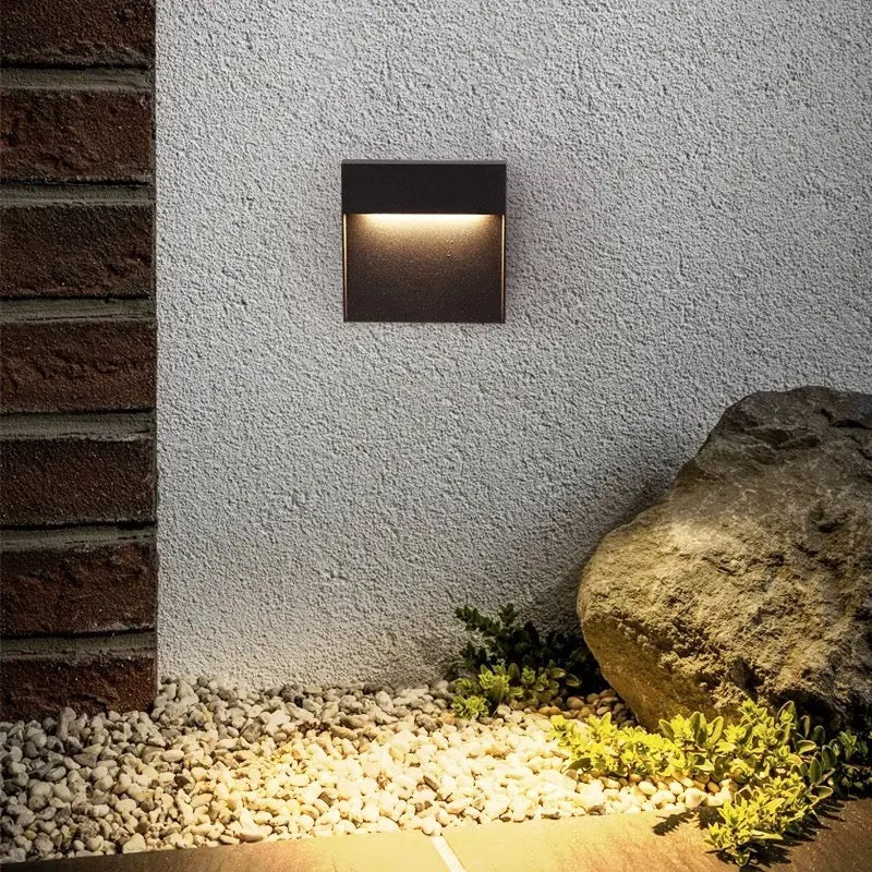 Square or Round Outdoor Recessed Step Light