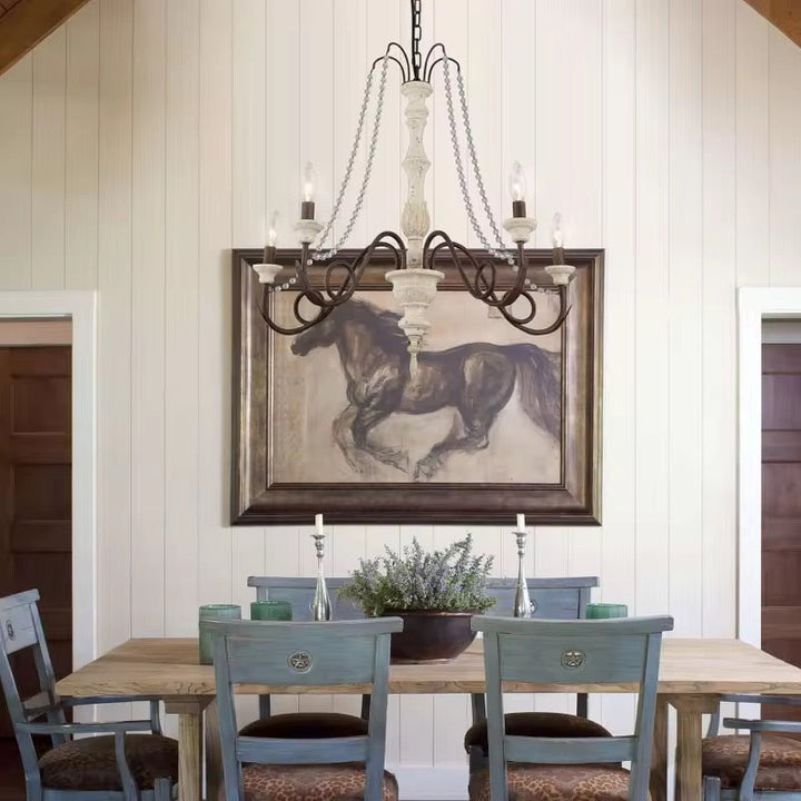 Vintage Chandelier with Chain Design