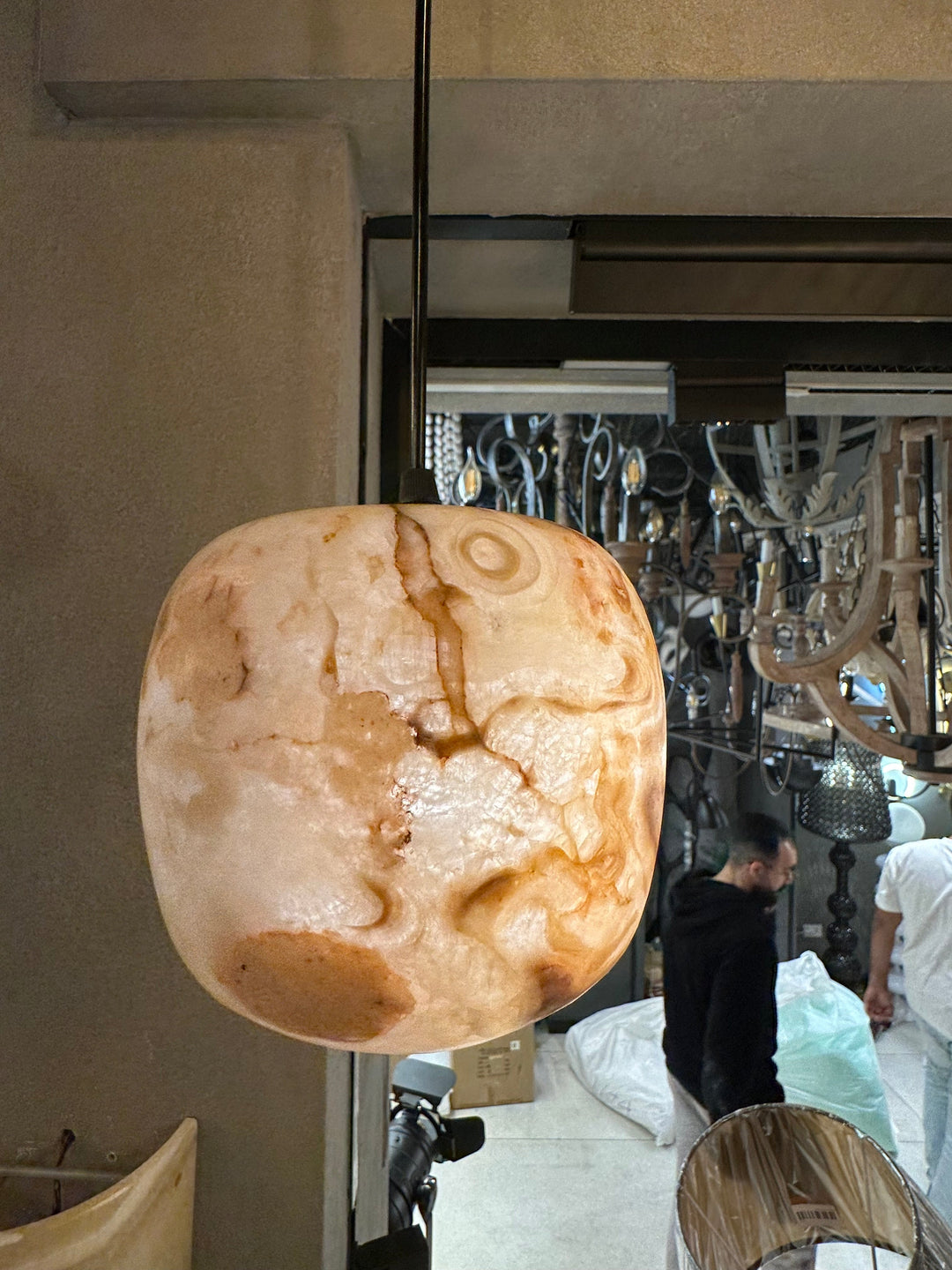 Amber Onyx Pendant Light