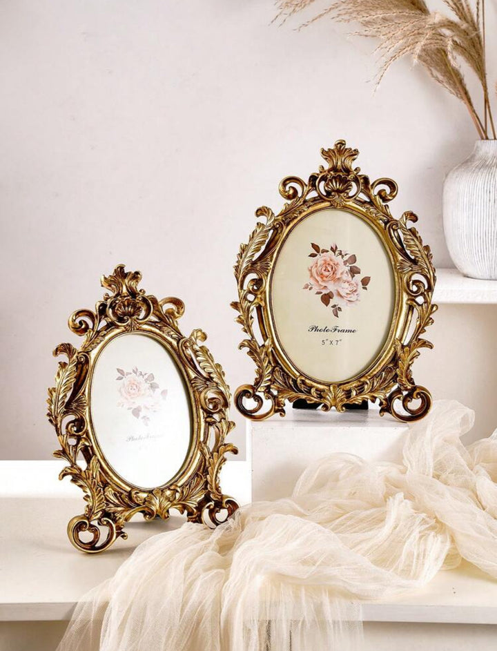 Vintage Ornate Gold Oval Photo Frame