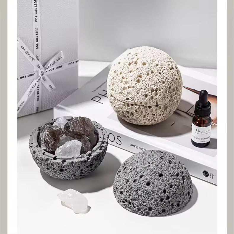 LavaTray - Volcanic Stone Ashtray with Lid