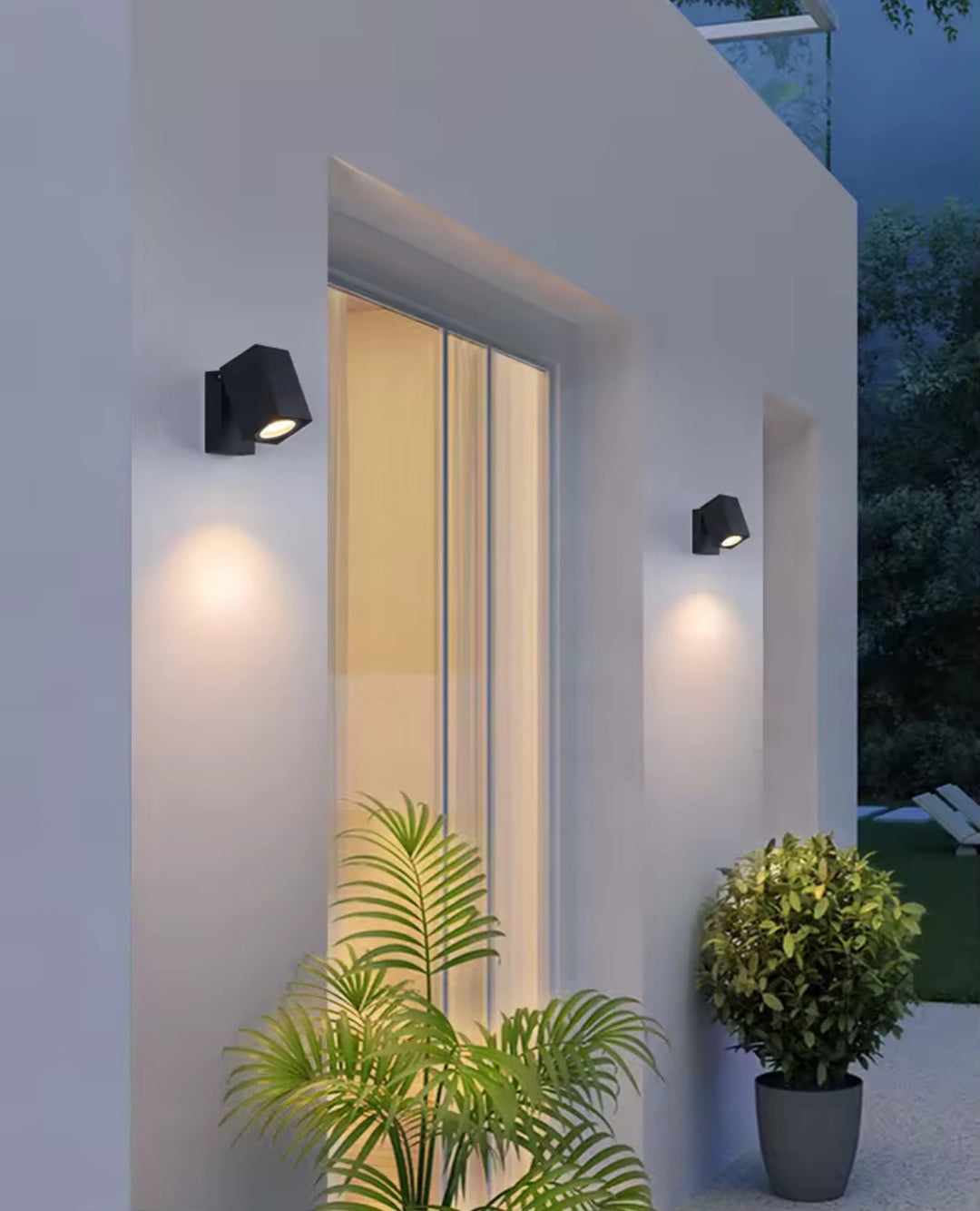Modern Outdoor Wall Light