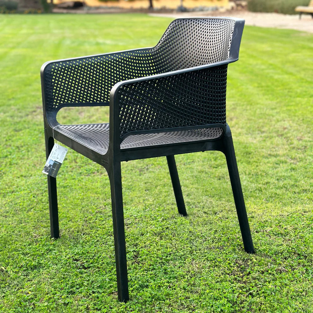 OUTDOOR Dot Armchair