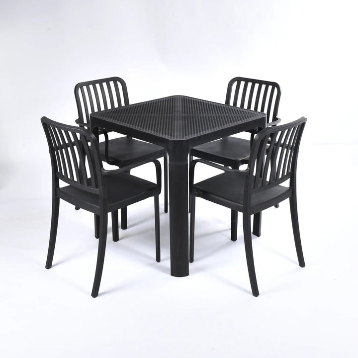 4 Flexi Armchairs + 1 Dot Standard Table