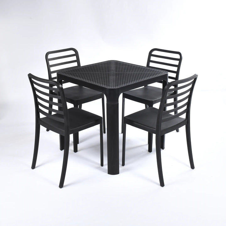 4 Flexi Chairs + Dot Standard Table