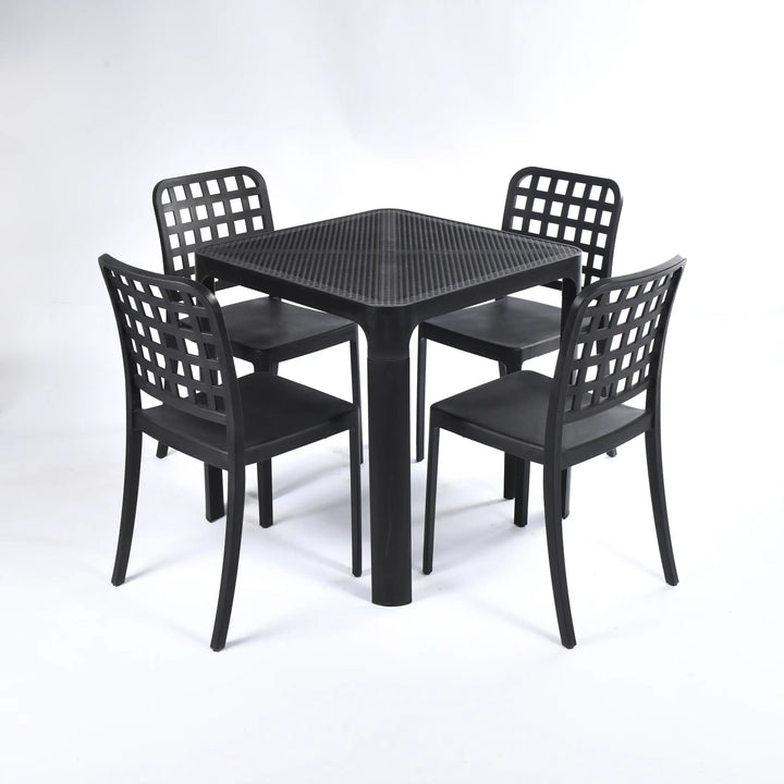 4 Flexi Chairs + Dot Standard Table
